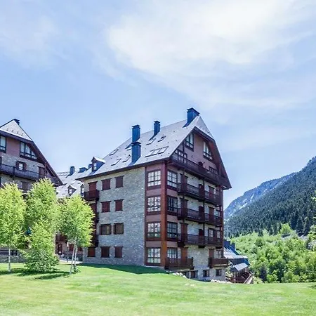 Apartment Luderna - Val De Ruda A28 Ours Polaires *